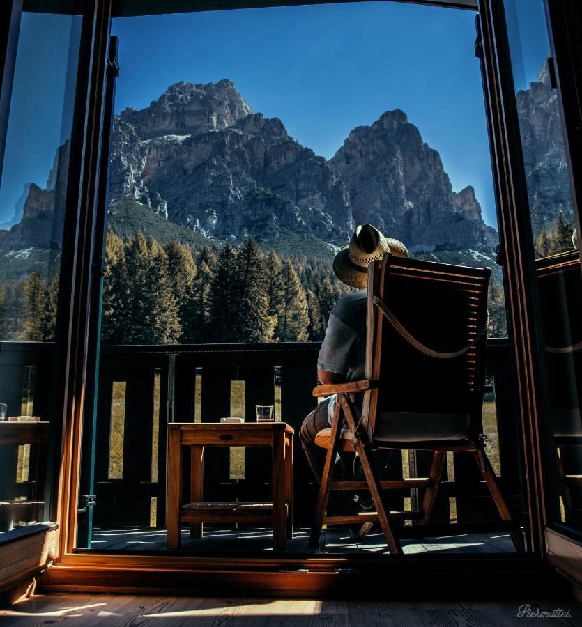 Hotel Ciasa Salares San Cassiano  Exterior photo